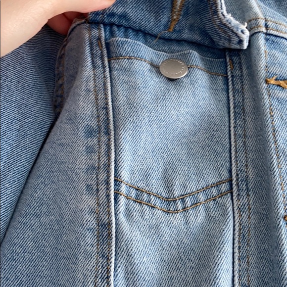 🛑 SOLD- Universal Thread • Basic Denim jacket - Picture 4 of 7